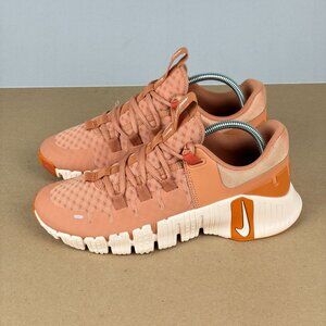 Nike Free Metcon 5 Athletic Shoes Womens 7 Amber Campfire Orange Training
